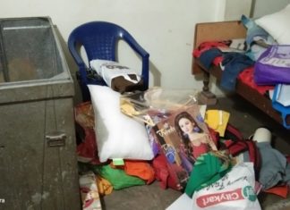 जब चोरो ने घर मे तांडव कर कर डाली लाखो की चोरी