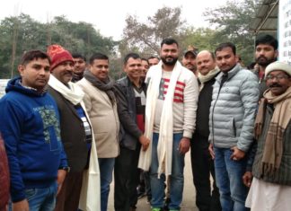लोगो में आपस में सद्भावना व भाईचारे को बनाए रखने के लिए खैरहना में प्रधान प्रतिनिधि राजू द्वारा समरसता भोज का आयोजन किया गया