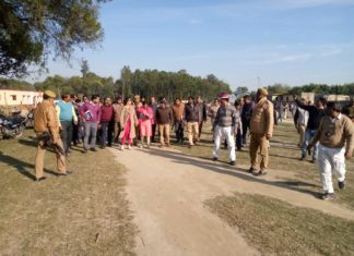 डीएम ने गंगा ग्रामों का किया तूफानी दौरा