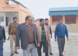 जब अपरजिलाधिकारी ने कान्हा पशु आश्रय स्थल का औचक निरीक्षण किया