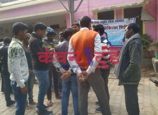 मिक्सर मशीन की चपेट में आने से एक मजदूर की मौत एक घायल