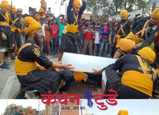 आखिर लोगों ने क्यों मुँह में दबा ली अपनी उंगलिया