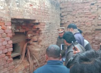 बेखौफ चोरों का आतंक कस्बे की चार दुकानों मे चोरी