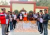 युवा मोर्चा कार्यकर्ताओ ने दीपक जलाकर सैनिकों को दी श्रद्धांजलि