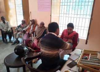 स्व हंस कुमारी शुक्ला की याद में निःशुल्क नेत्र शिविर में 110 रोगियों का हुआ नेत्र परीक्षण 52 लोगो को मिलेगी रोशनी