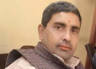 वरिष्ठ पत्रकार एवं अधिवक्ता विष्णुधर दुबे उर्फ लल्लू भईया के निधन से पत्रकारों व अधिवक्ताओ में गहरा शोक