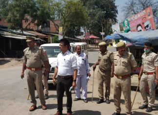 एसडीएम और सीओ ने लिया लॉक डाउन का लिया जायज़ा