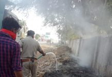 कोरोना योद्धा पुलिस कर रही हर रूप मे समाजसेवा