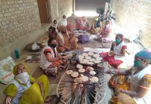 प्रवासी श्रमिको की सेवा में दिन रात तत्पर है जयगुरुदेव संस्था कुंडा