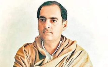 राजीव गांधी: तुमसा नहीं देखा हजारों साल नरगिस अपनी बेनूरी पे रोती है, बड़ी मुश्किल से होता है चमन में दीदावर पैदा