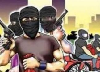 लॉक डाउन का असर लुटेरों पर भी पड़ने लगा भारी,कर डाले ये कांड