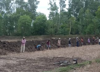 दबंग भू-माफियाओं के चंगुल से सरकारी जमीन को छुडवाया स्थानीय प्रशासन ने