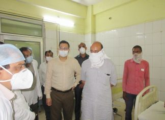 चिकित्सा एवं स्वास्थ्य परिवार कल्याण मंत्री ने सामुदायिक स्वास्थ्य केंद्र व जिला अस्पताल का किया औचक निरीक्षण