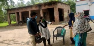 गंदगी देख भड़के अधिकारी लगाई फटकार