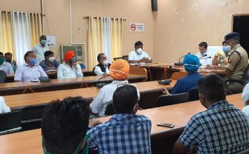 गणेश पूजा व मोहर्रम को घर पर ही मनाए:जिलाधिकारी