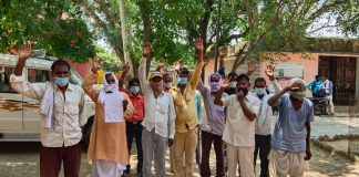 रैन बसेरा की जमीन पर अवैध कब्जा ग्रामीणों ने एसडीएम से की शिकायत