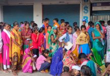 डीएम साहब इस समस्या का हल करवा दो! नहीं तो फिर इस कोविड-19 से कोई नहीं बचेगा