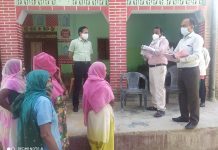 और जब एक साथ 13 लोग गाँव मे निकल आये कोरोना पॉजीटिव ,गांव में मचा हड़कंप