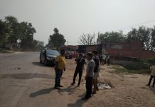 तेज रफ्तार कार ने बाइक को मारी टक्कर दो की हालत गंभीर