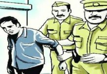 और जब आरोपी मय लड़की चढ़ा पुलिस के हत्थे