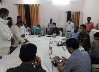समाधान दिवस में सी डी ओ ने फरियादियों की सुनी समस्याएं
