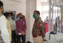 आखिर क्यो 2 घण्टे बाद पुलिस को दी गई उपडाकघर सलोन की तिजोरी में चोरी होने की सूचना