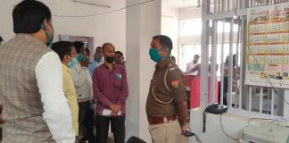 आखिर क्यो 2 घण्टे बाद पुलिस को दी गई उपडाकघर सलोन की तिजोरी में चोरी होने की सूचना
