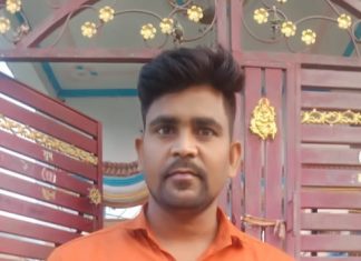 युवक ने टिक टाक के बाद स्नेक पर मचाया धूम