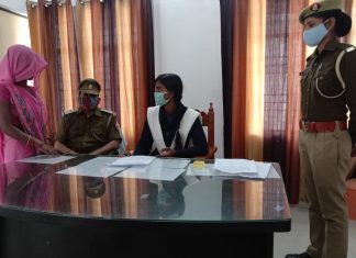 एक दिन के लिए थाना प्रभारी बनी,छात्रा अल्पिता साहू