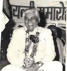 आज ही साहित्य की “डाली” से टूटा था हिंदी का “सुमन”