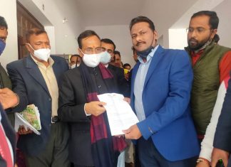 ऑनलाइन शिक्षा से वंचित प्राइमरी कक्षा के छात्रों को विद्यालय आने की अनुमति दी जाए- अरविन्द श्रीवास्तव