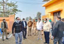 कान्हा पशु आश्रय स्थल का औद्योगिक विकास आयुक्त ने किया निरीक्षण