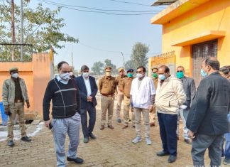 कान्हा पशु आश्रय स्थल का औद्योगिक विकास आयुक्त ने किया निरीक्षण