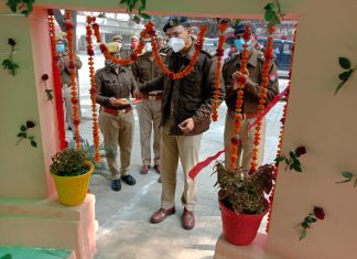 एस पी रायबरेली ने नसीराबाद थाने मे बना नवनिर्मित आगंतुक कक्ष का किया उद्घाटन