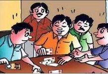 जुआ खेलते हुए अट्ठारह लोग गिरफ्तार
