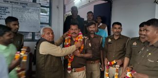 पूर्व थानाध्यक्ष मान्धाता पुष्प राज सिंह को पुलिस विभाग एवं समाज के संभ्रांत जनो ने की विदाई