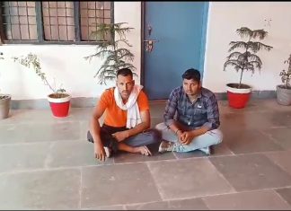 सदर एसडीएम के खिलाफ युवक बैठा धरने पर,दी आत्महत्या की धमकी