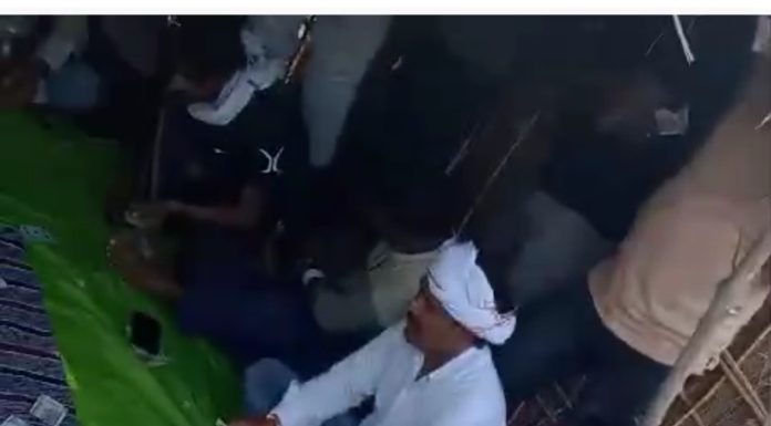 रायबरेली में खुलेआम सजती है जुएं की फड़