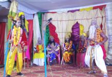 सीता स्वयंवर, लक्ष्मण परशुराम संवाद देख मंत्रमुग्ध हुए दर्शक