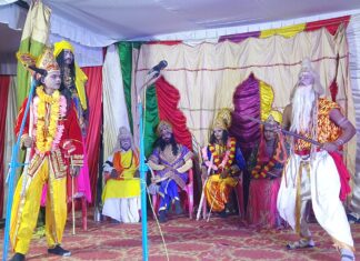 सीता स्वयंवर, लक्ष्मण परशुराम संवाद देख मंत्रमुग्ध हुए दर्शक